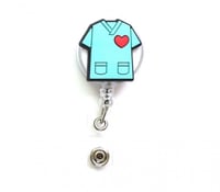 2حامل بطاقات لطاقم الصحي