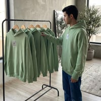 بلوفر أوفر سايز سادة للطباعة جملة - لون تفاحي مميز...