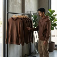 نص درزن (6) حبات بلوفرات قطن بني مقاسات مختلفة