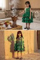 فستان اطفال اخضر طبقات مزخرف بيج وطني ليوم التأسيس