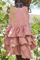 فستان رمضان وردي بناتي بتصميم شالكي ساحر لقرقيعان...