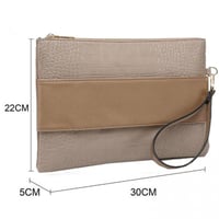 شنطة يد باوتش جلد مع سدو سكري 30 * 22 سم