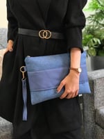 شنطة يد باوتش قماش سماوي 30 * 22 سم