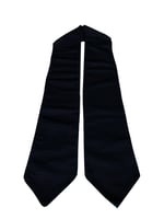 وشاح تخرج أسود سادة 2026 - جملة للمطابع والمدارس