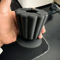 اداة تجميع بقايا الفينيل لون اسود