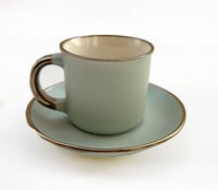 طقم فنجان قهوة سيراميك تيفاني بحواف ذهبية مع طبق