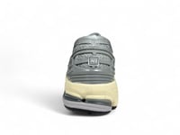 نيوبالانس سيلفر 1906