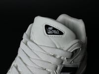 نيوبالانس 9060 أبيض ( NB w )