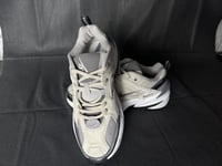 نايك M2K تكنو