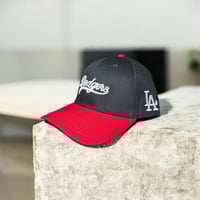 كاب LA بتطريز 3D