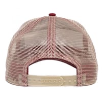 كاب عودي و بيج بطبعة في المنتصف