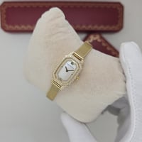 ساعة هاري وينستون ستيل ذهبي مع زركون خارجي وداخلي