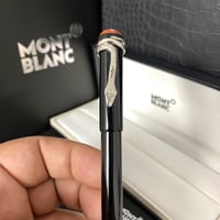 قلم مونت بلانك الثعبان لمعه