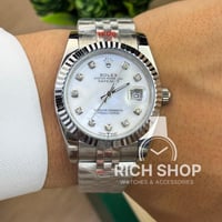 ساعة رولكس ديت جست وسط