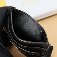 محفظة بطايق ديور