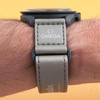 اوميغا سواتش مون سواتش ميركوري