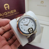 ساعة اقنر تافيانو جلد