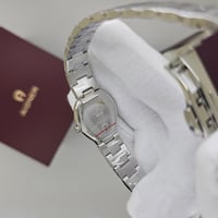 ساعة اقنر جينوفا