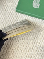 محفظة جويارد بطايق رمادي