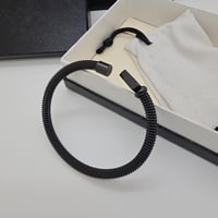 اسوارة برادا الرجالية