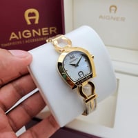 ساعة اقنر نسائي