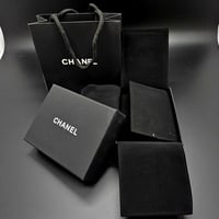 ملحقات سلسال شانيل وسط