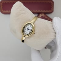 ساعة نسائية شبيهة كارتير بينوار