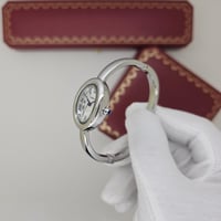 ساعة نسائية شبيهة كارتير بينوار