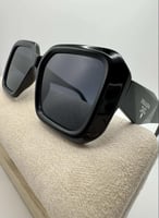 نظارة برادا