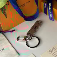 ميدالية لويس فيتون