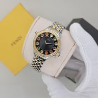 ساعة فندي النسائية بسير فضي ذهبي ماكس