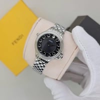 ساعة فندي النسائية بسير فضي فصوص اسود