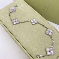 اسوارة فان كليف زركون