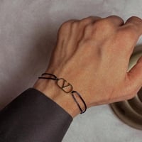 اسوارة فالنتينو خيط