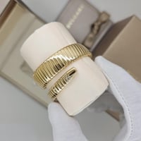 ساعة بولغاري ثعبان ذهبي