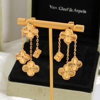 حلق فان كليف 4 وردات ذهبي