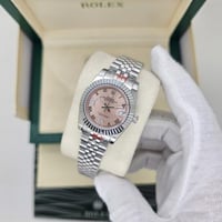 ساعة رولكس النسائية