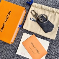 ميدالية لويس فيتون