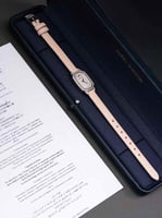 ساعة هاري وينستون جلد مع زركون داخلي وخارجي