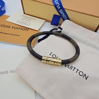 اسوارة لويس فيتون الرجالية