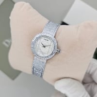 ساعة لا دي ماي ديور