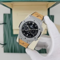 ساعة هوبلت كلاسيك فيوجن بطارية