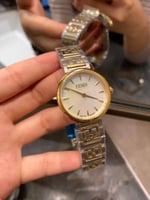 ساعة فندي FENDI النسائية