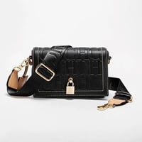 شنطة كروس كارولينا هيريرا سي اتش