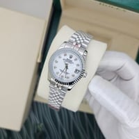 ساعة رولكس النسائية