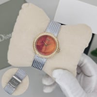 ساعة ديور النسائية