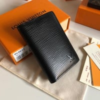 محفظة لويس فيتون