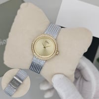 ساعة ديور النسائية