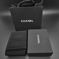 ملحقات سلسال شانيل وسط