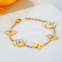 اسوارة لويس فيتون LV